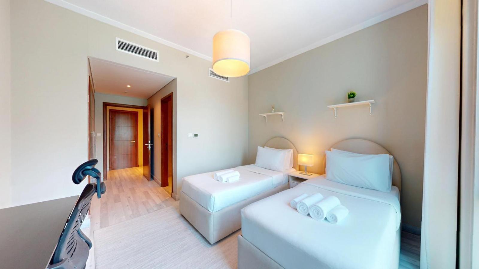 Shemara Tower - Elegant Two Bed With Marina View * Dubai