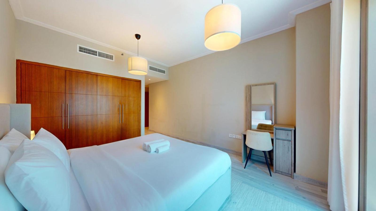 Shemara Tower - Elegant Two Bed With Marina View * Dubai