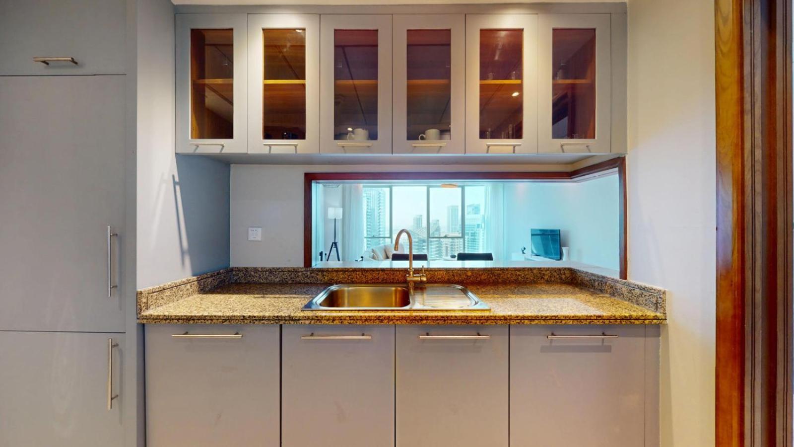 Vakantiehuis Shemara Tower - Elegant Two Bed With Marina View *